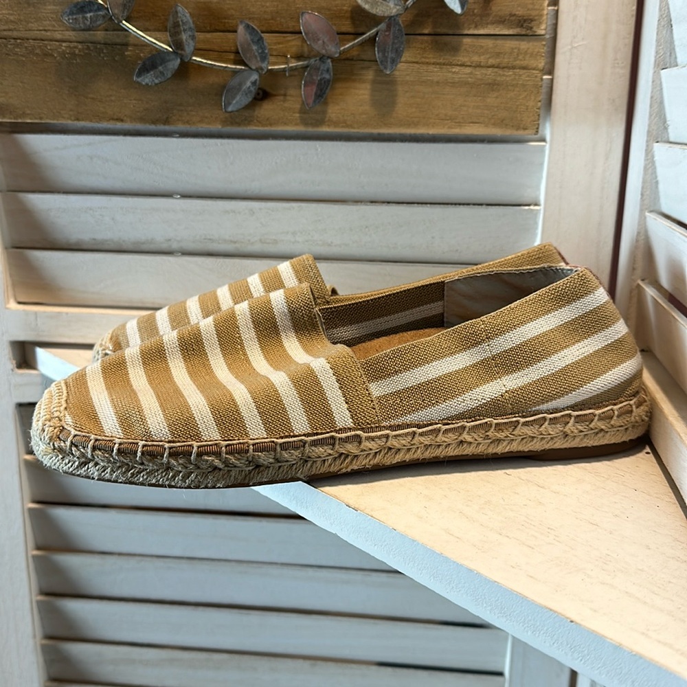 Tan and White Vionic Espadrille Loafers